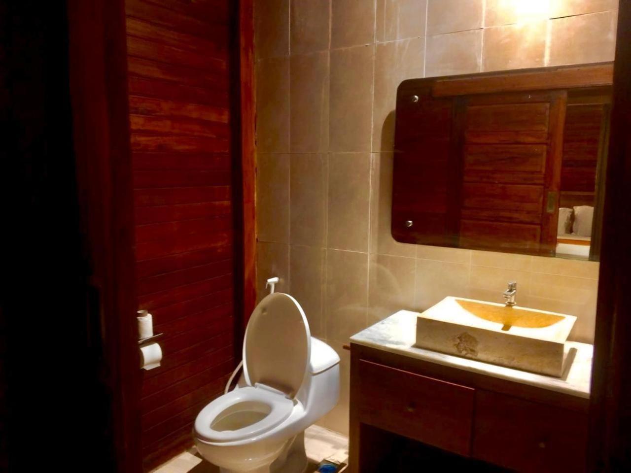 Uli Wood Villa, Jimbaran Bali - Near Gwk Екстер'єр фото